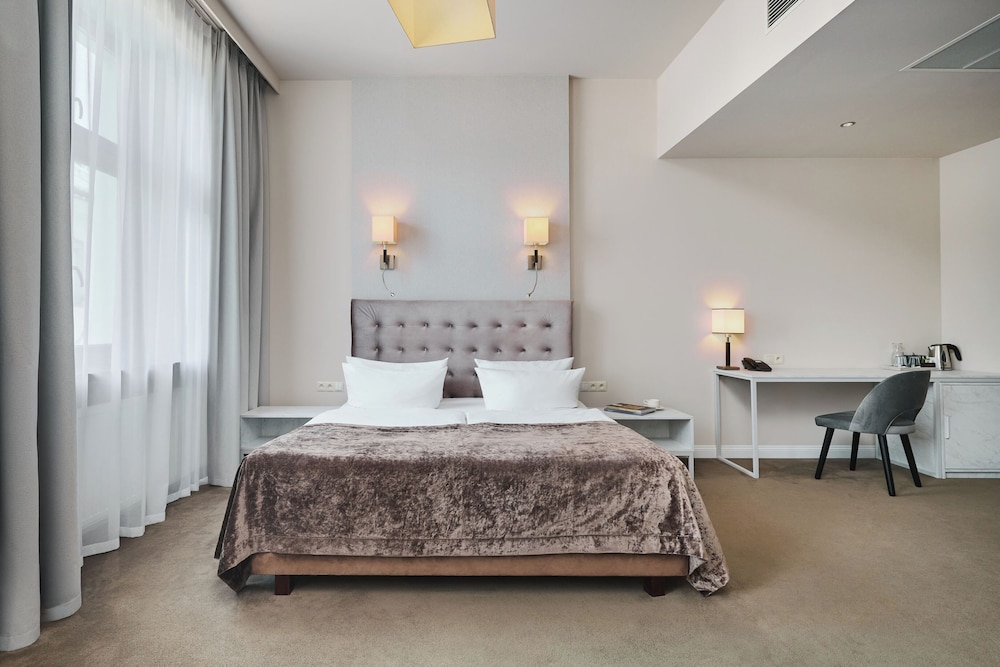 Premium, Deluxe, Double Bed