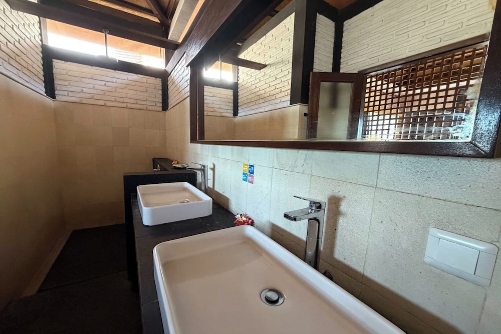 Hi Blue Bali Melasti Resort by ZUZU 48/49