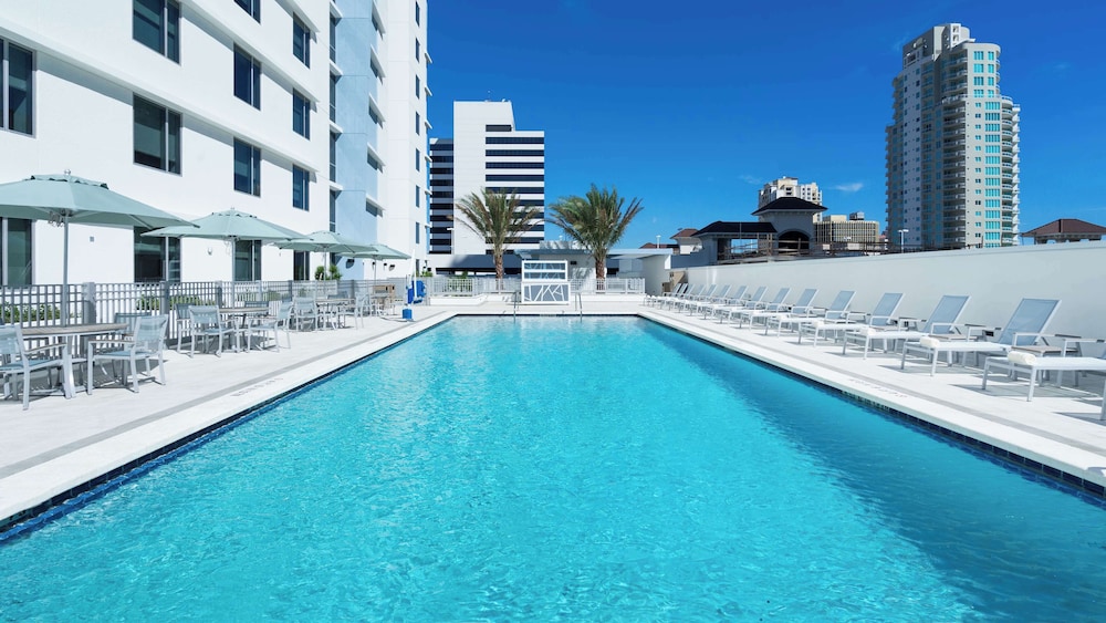 Hyatt Place St Petersburg/Downtown 30/30