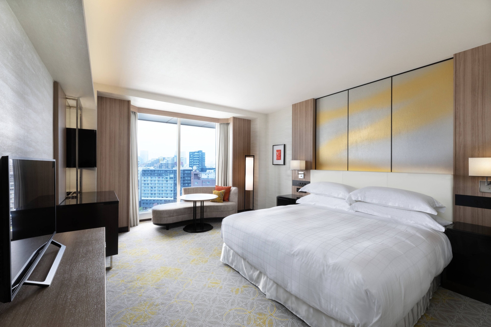 Club, Deluxe, King Bed, Club Lounge Access