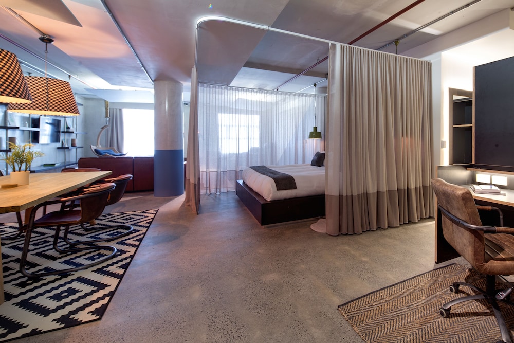 Zara Tower Serviced Apartments 49/78