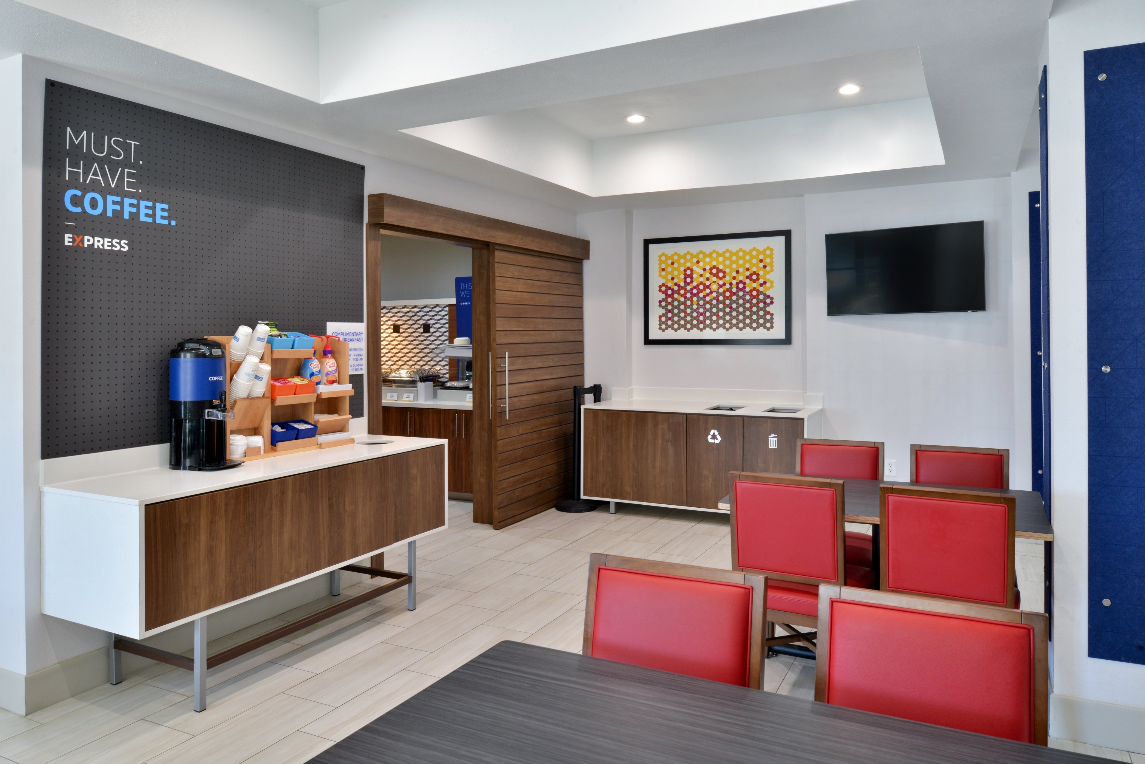Holiday Inn Express Hotel And Suites Carthage 57/79