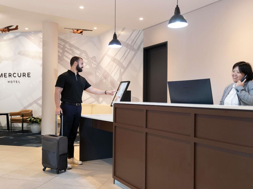 Mercure Sydney Bankstown 8/49