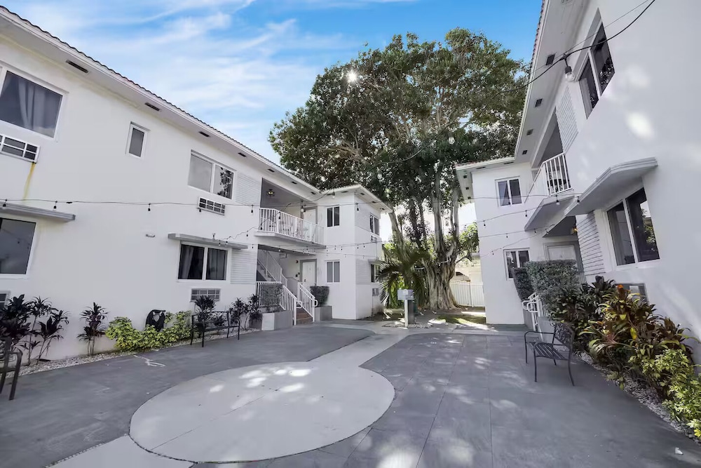 The Donovan at Miami Beach 26/38