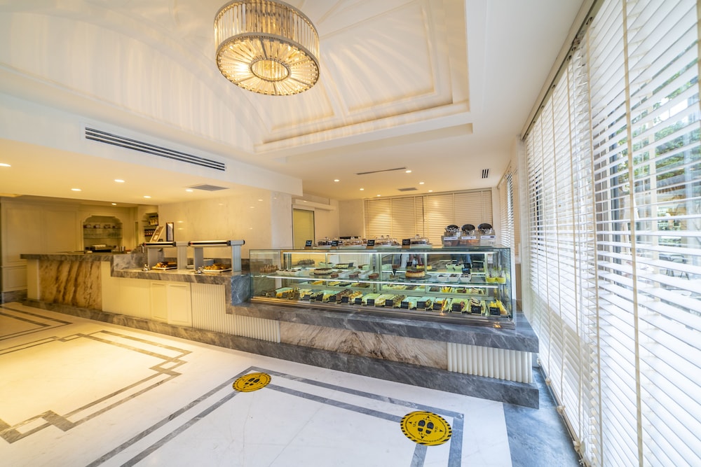 Bellis Deluxe Hotel 15/89