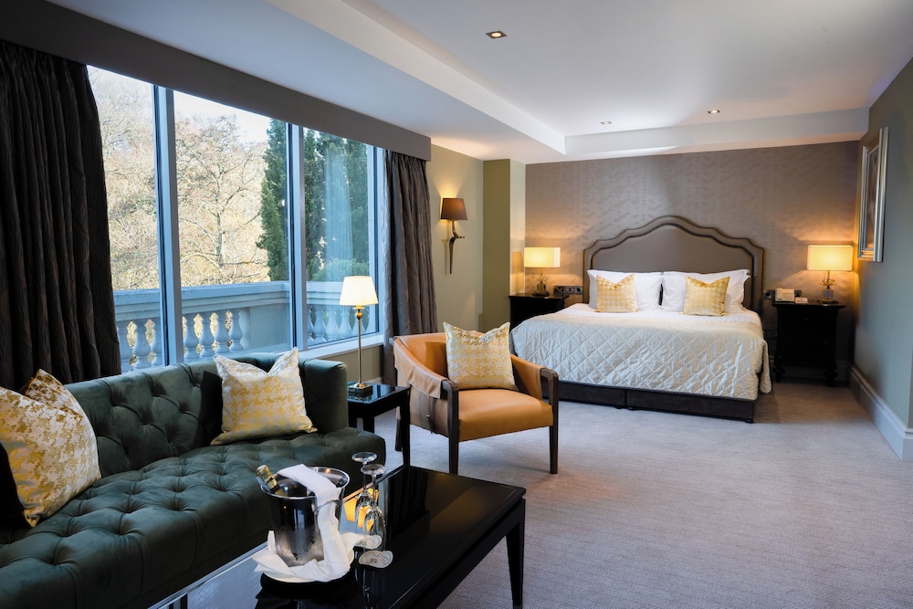 JUNIOR SUITE, KING BED