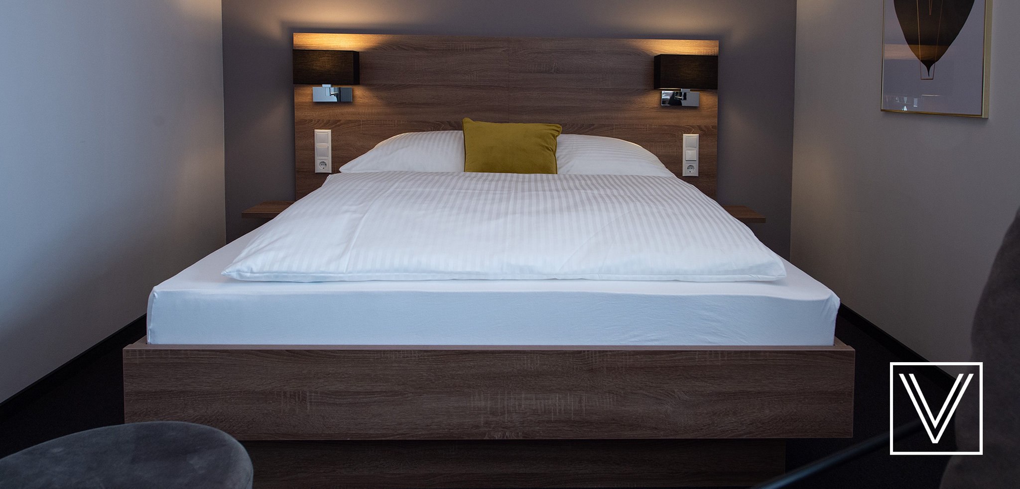 V Boutique Hotel 12/21
