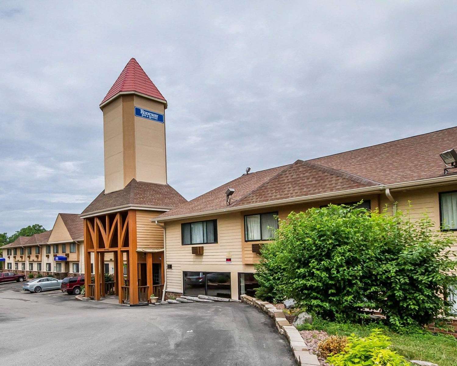 Rodeway Inn & Suites Madison East 10/10