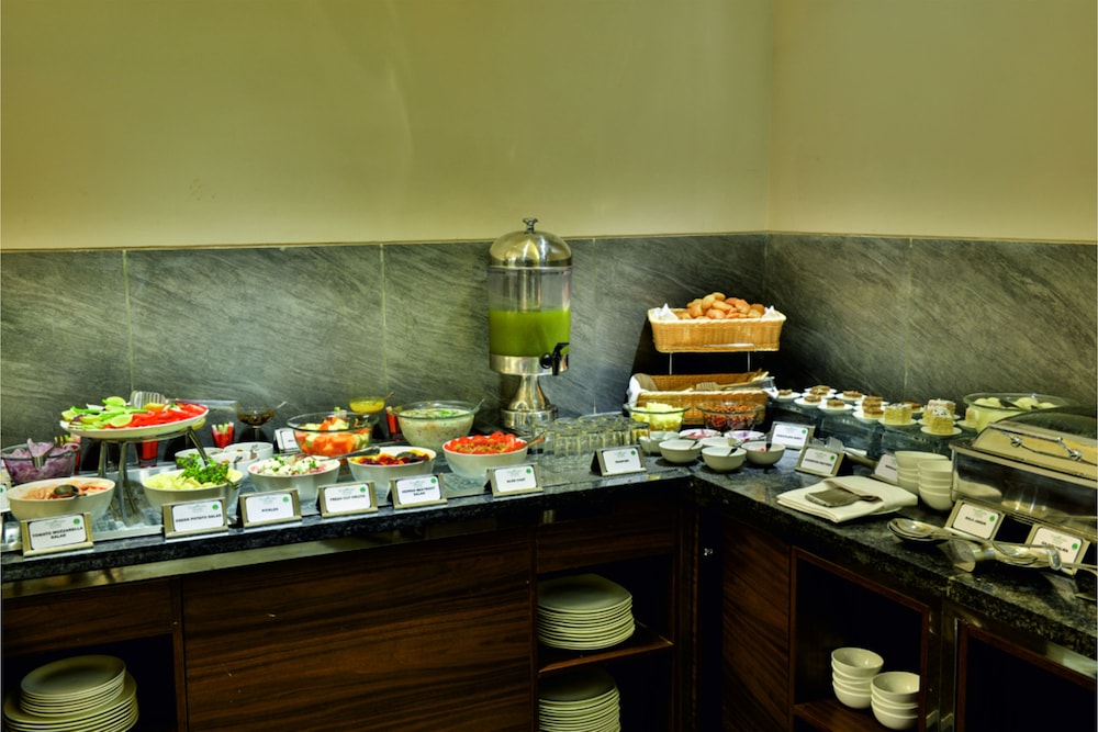 The Fern Residency Vadodara 33/66