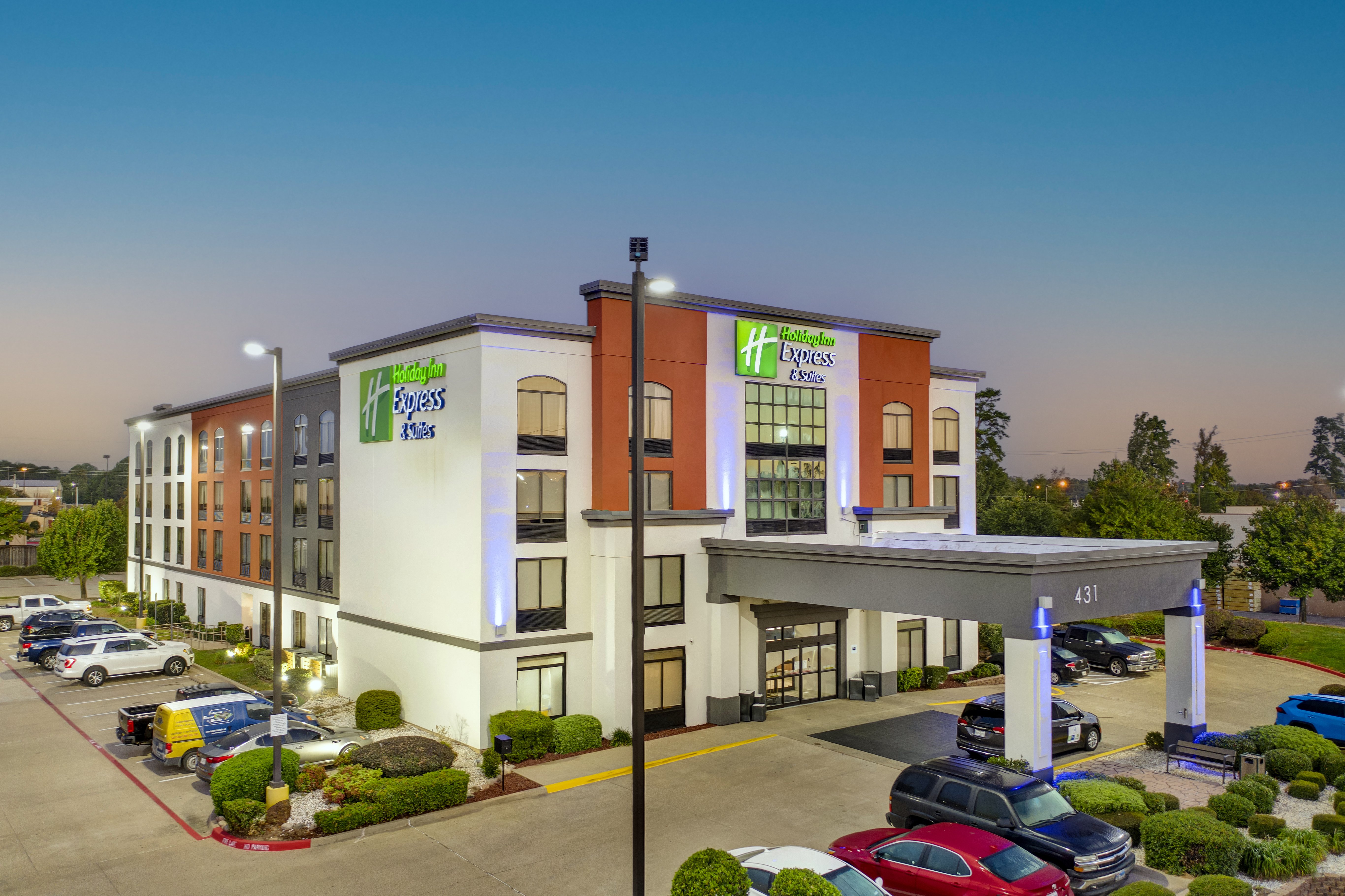 Holiday Inn Express and Suites Longview North 2/58