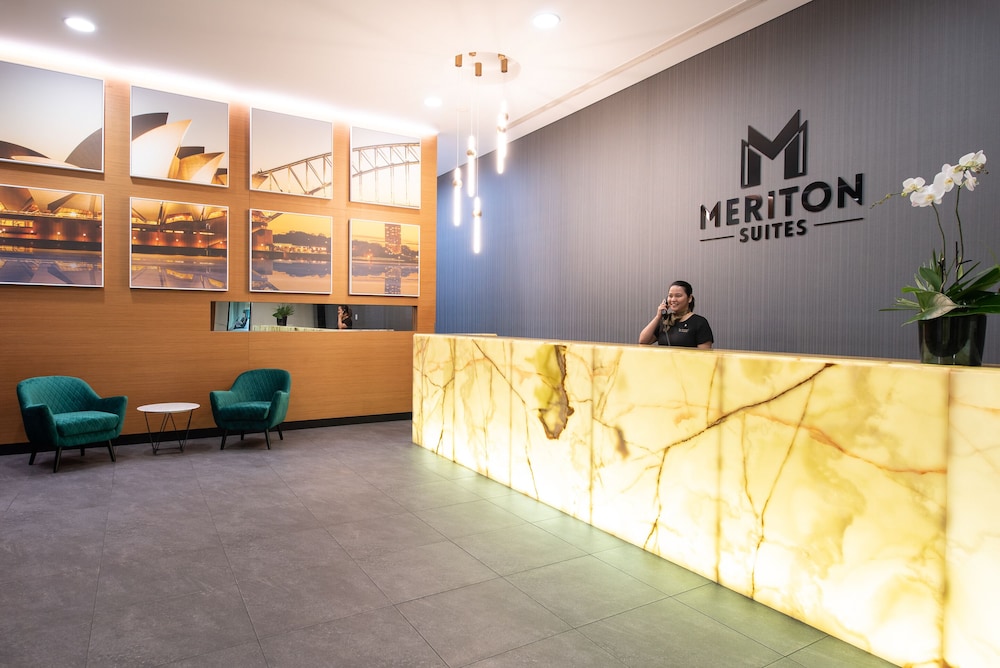 Meriton Suites Pitt Street 3/65