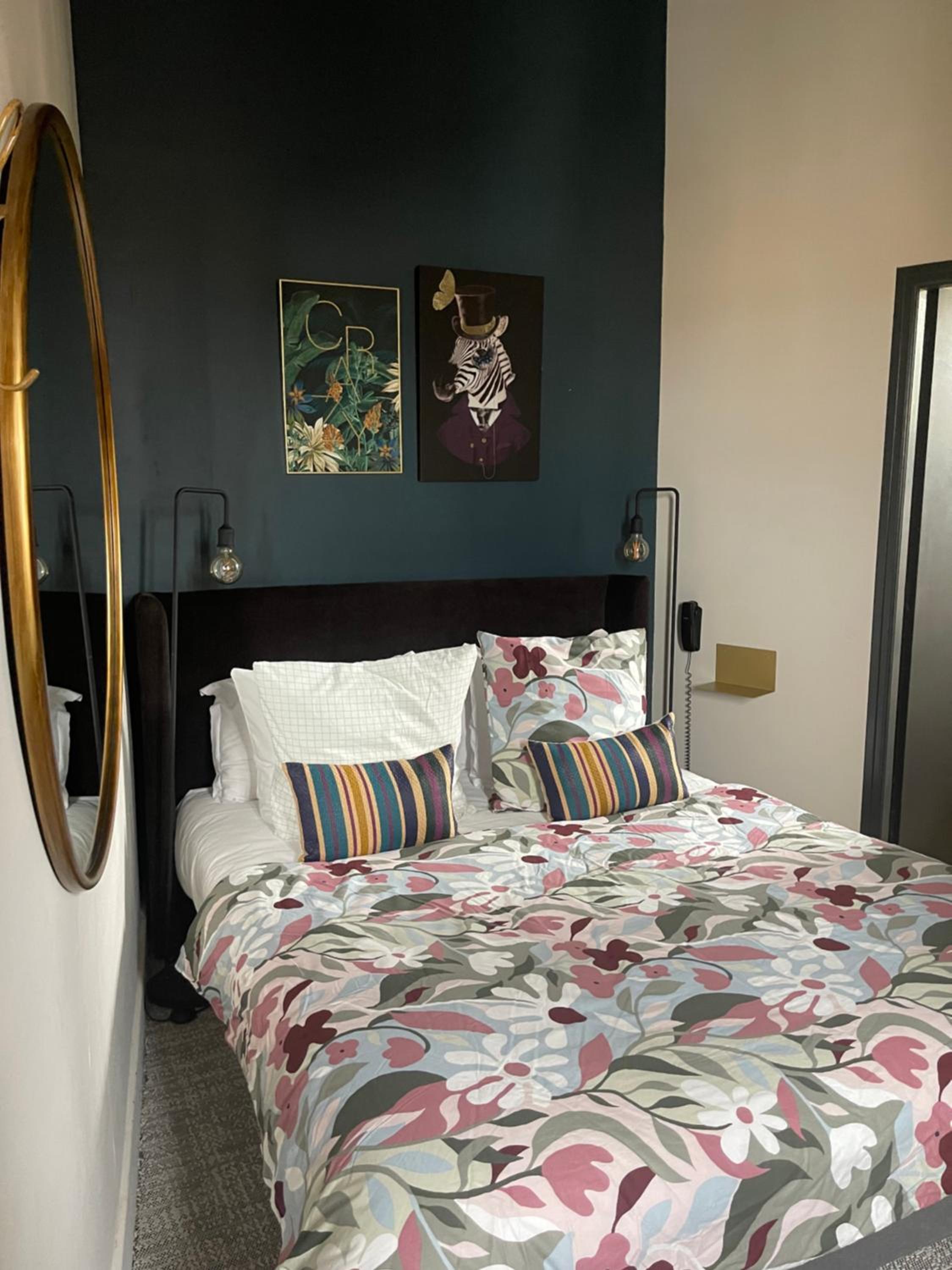 Budget, Double Bed, Hotel L Esplan 2/4