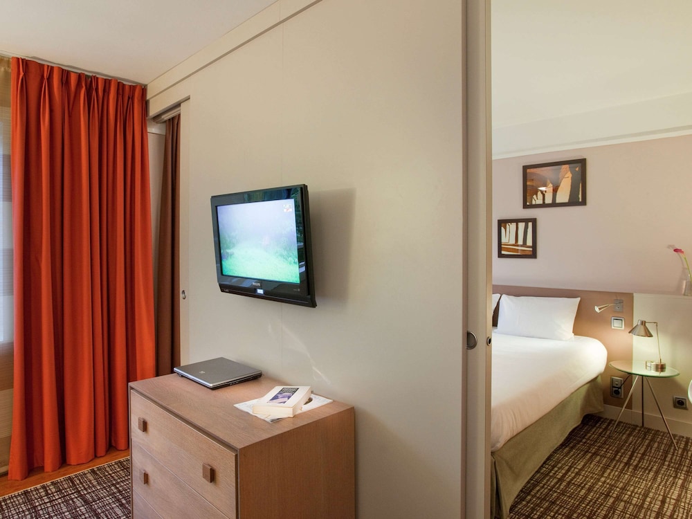 Residence Mercure Paris La Defense Gde Arche 10/43