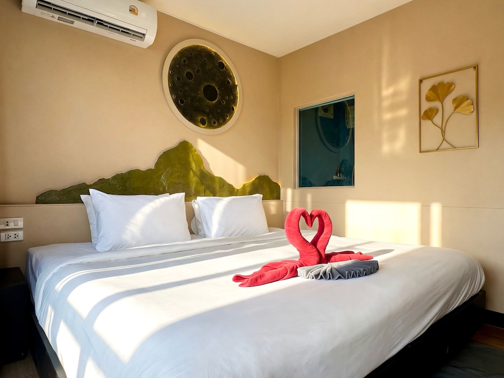 PHI PHI SEA SKY RESORT 21/66