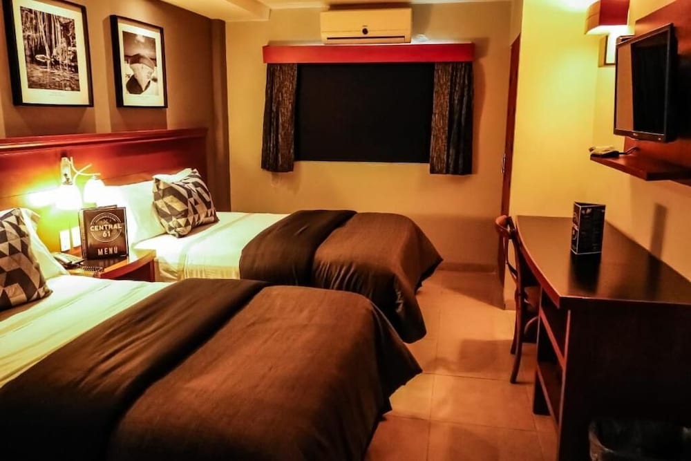 Nacional Hotel Merida 16/50