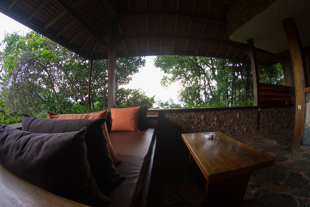 Veranda Natural Resort 35/72