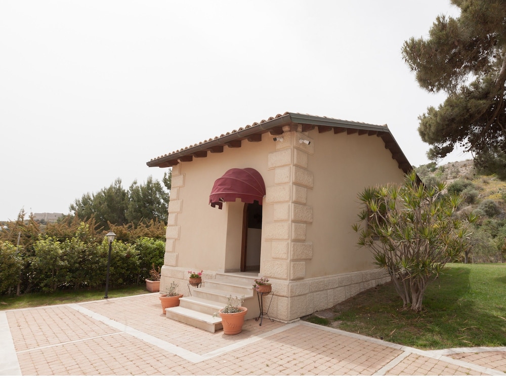 Villa Giuliana 2/50