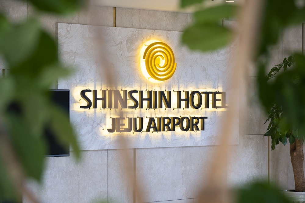 Shin Shin Hotel Jeju Airport (ex Hotel Kenny Story Premium Jeju Yeondong) 2/61