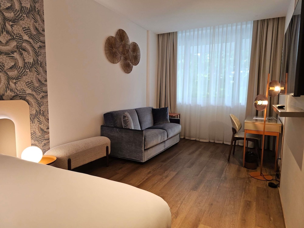 Adagio Geneve Mont Blanc 27/50