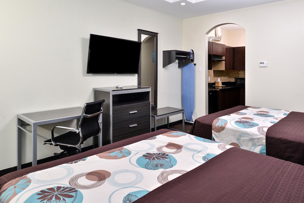 Americas Best Value Inn & Suites Spring Houston N 18/22