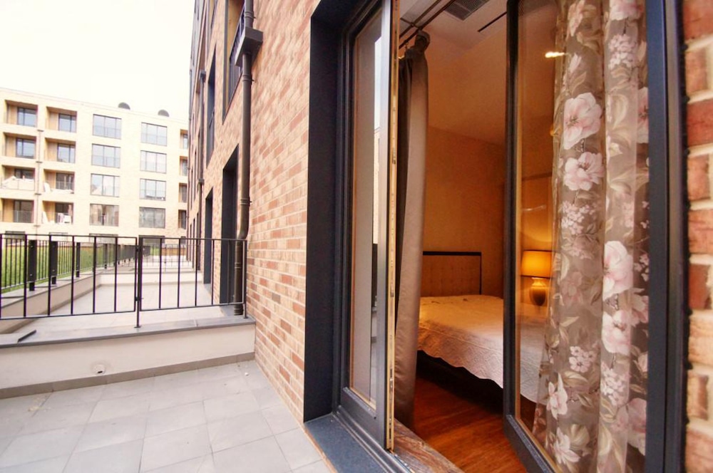 Exclusive Apartments 4/50
