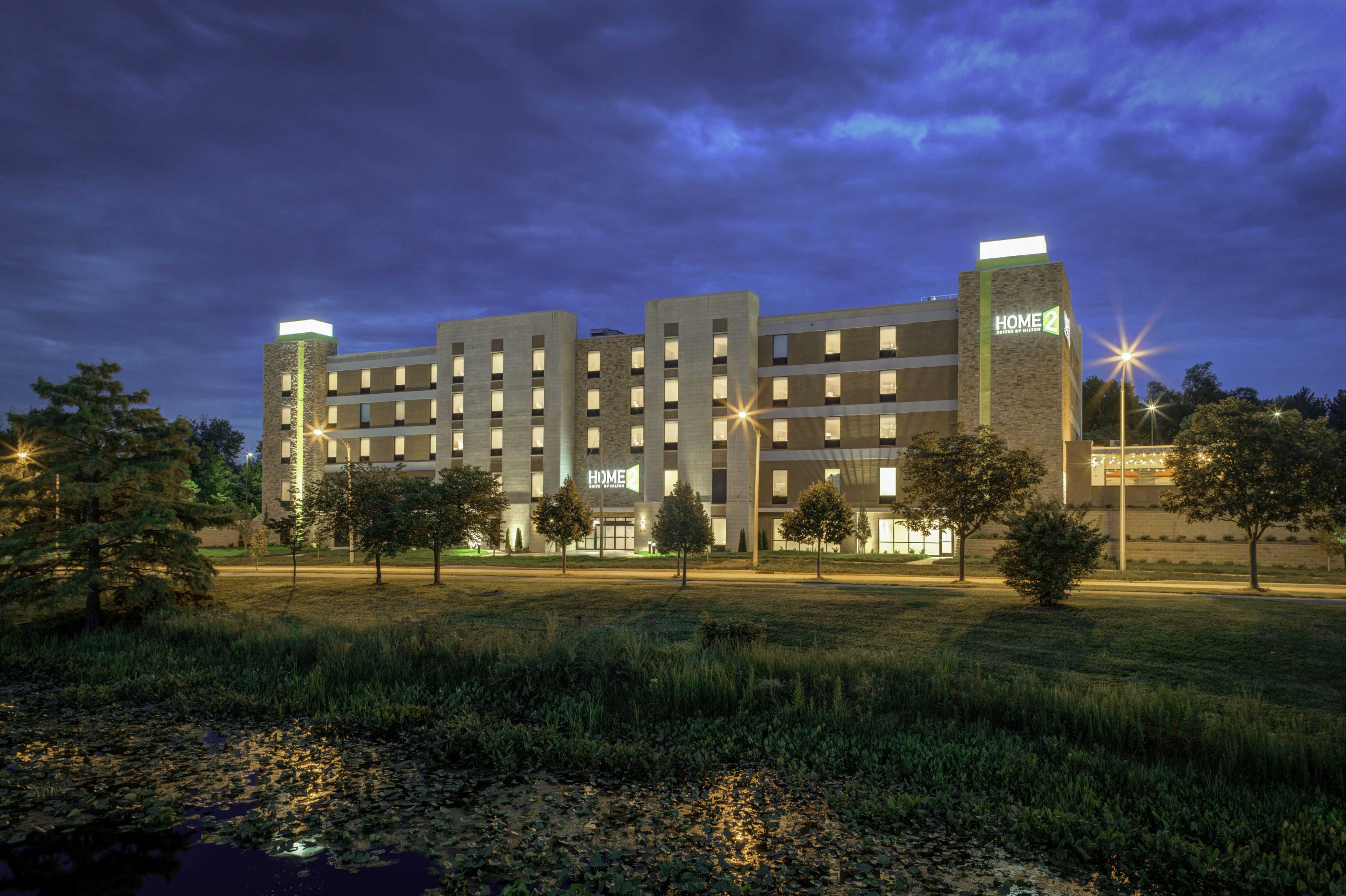 HOME2 SUITES BY HILTON BLOOMINGTON
