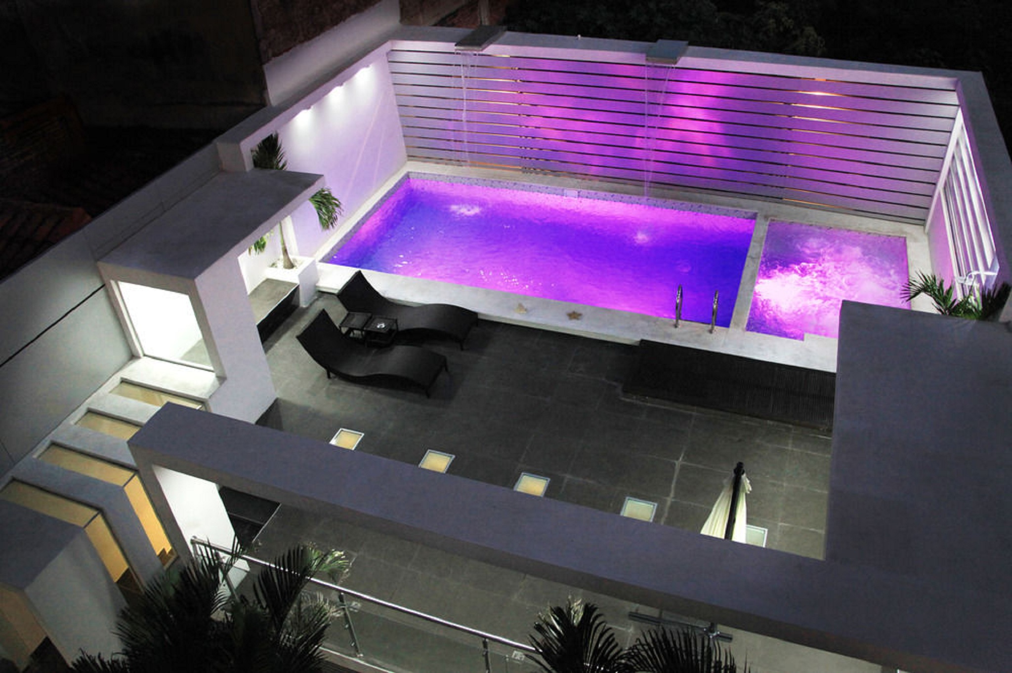 PRINCE HOTEL 2/18