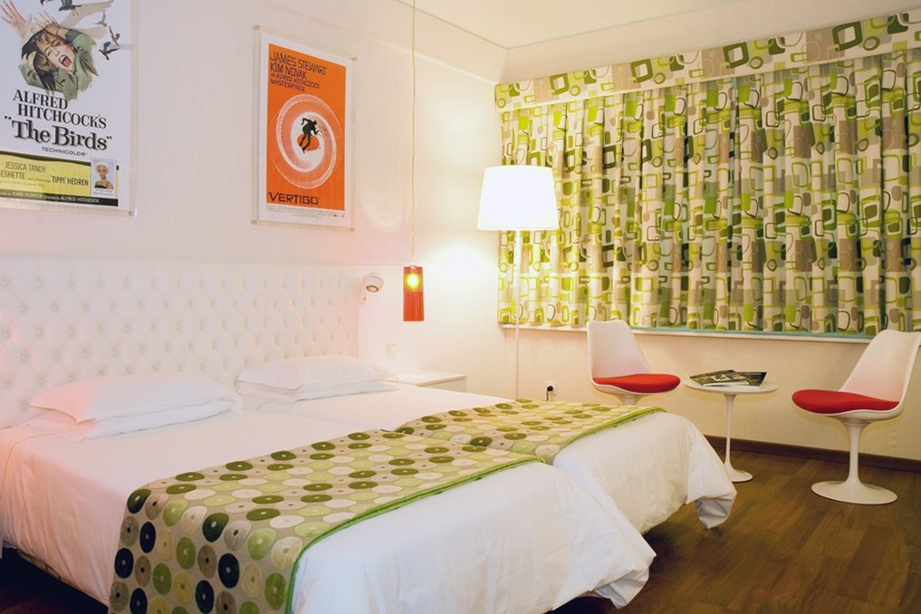 Florida Hotel 16/67