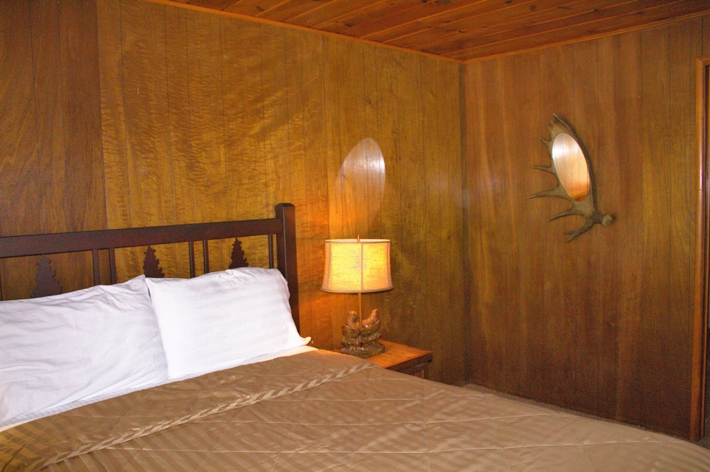 Goldmine Lodge 28/50