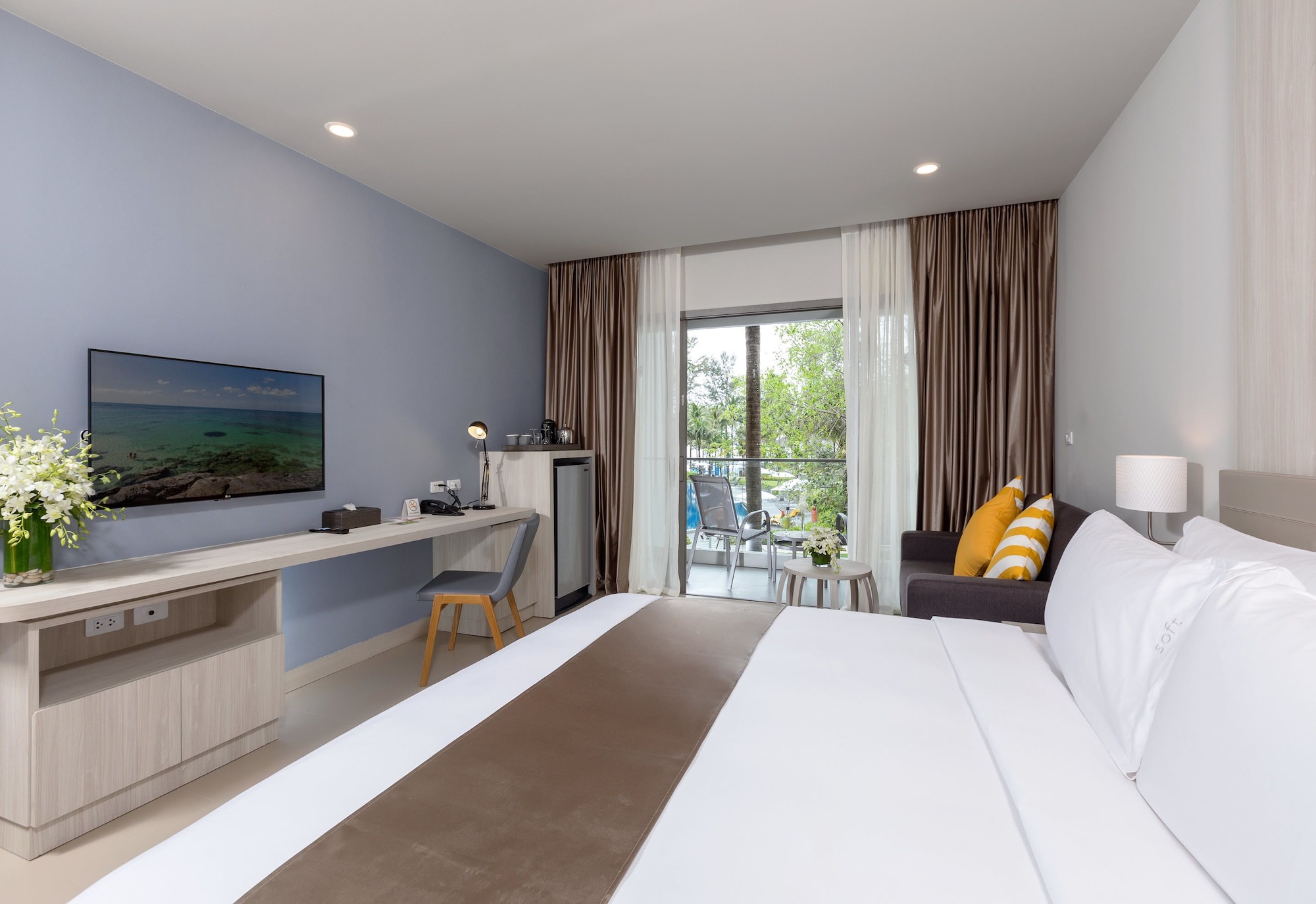 Deluxe, Double Bed, Pool Access, Beach Wing
