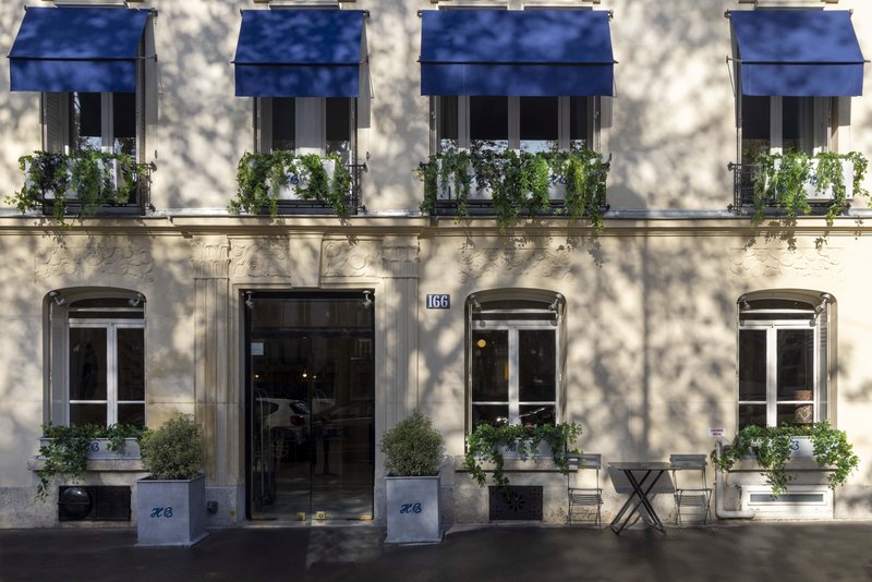 HOTEL DE BANVILLE 2/73