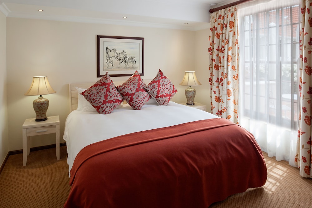 Glen Avon Lodge Boutique Hotel 8/34
