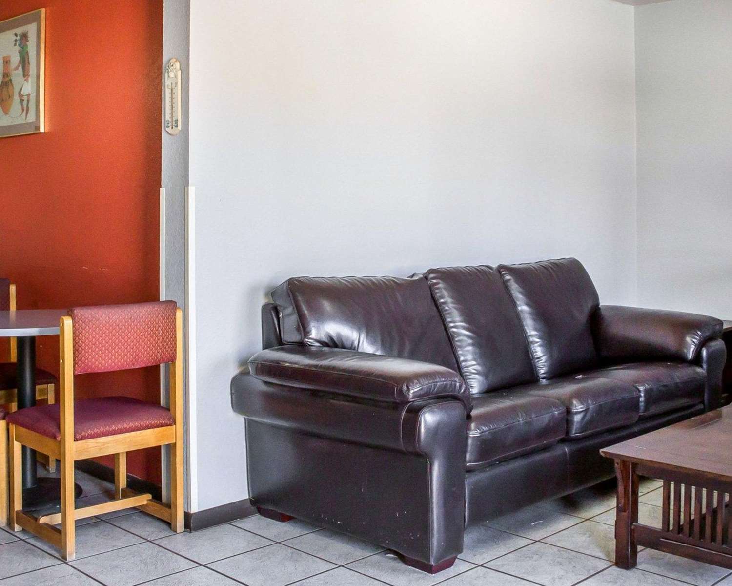 Rodeway Inn Winslow I-40 23/36