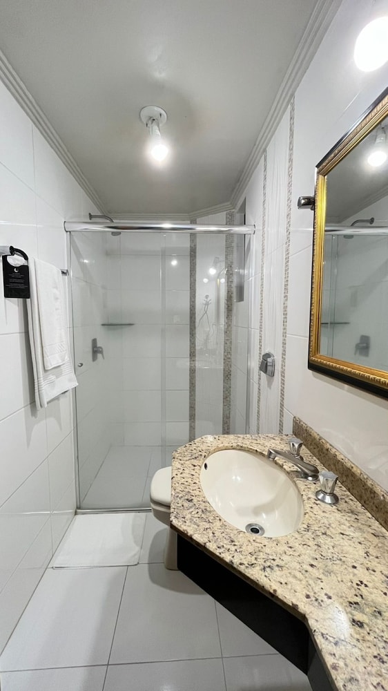 Regente Hotel 39/50