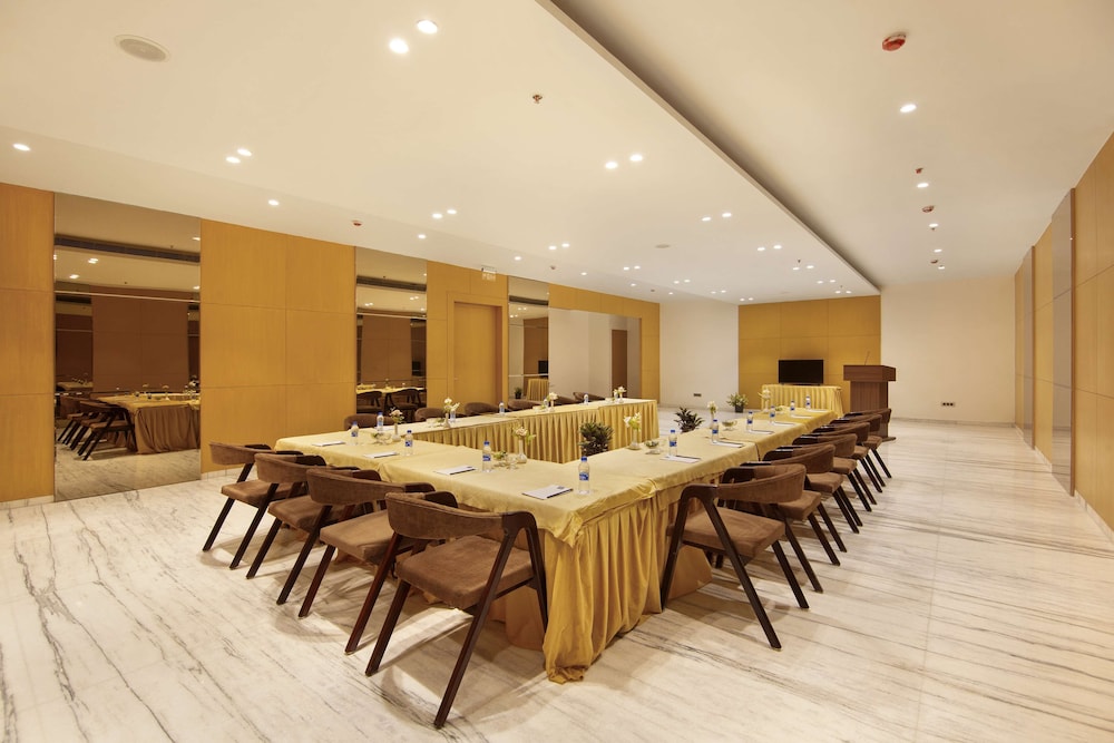 Sarovar Portico Sonepat 35/37