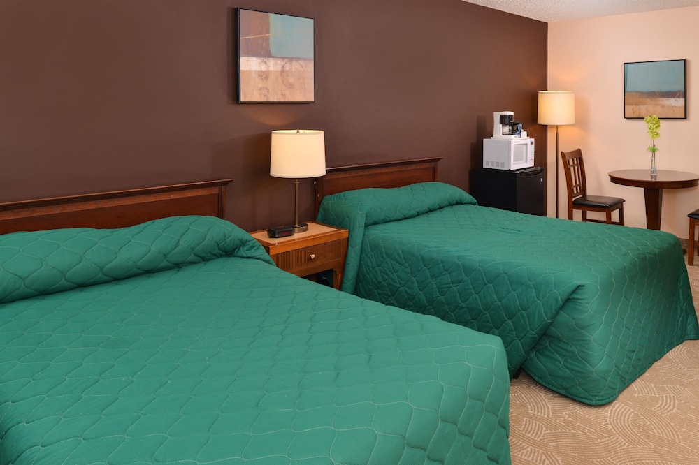 Canadas Best Value Inn Whitecourt 11/51
