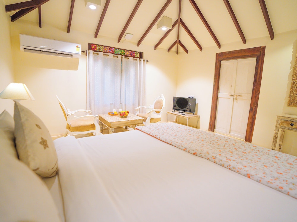 Leela Cottages 14/53
