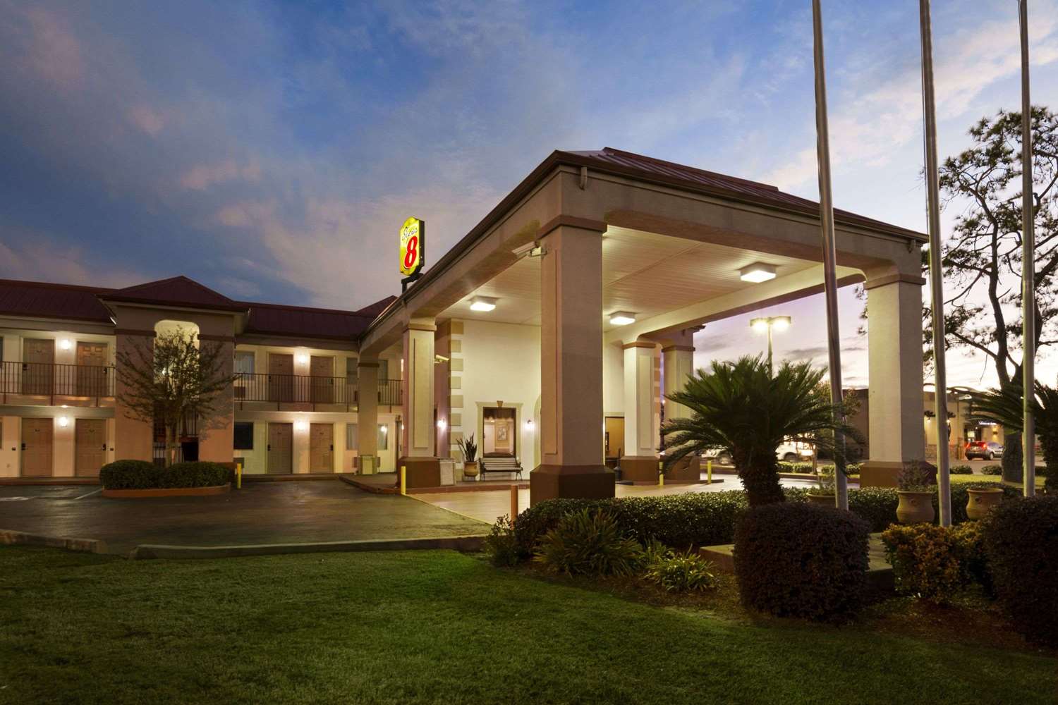 Staywell Suites Baton Rouge 2/5