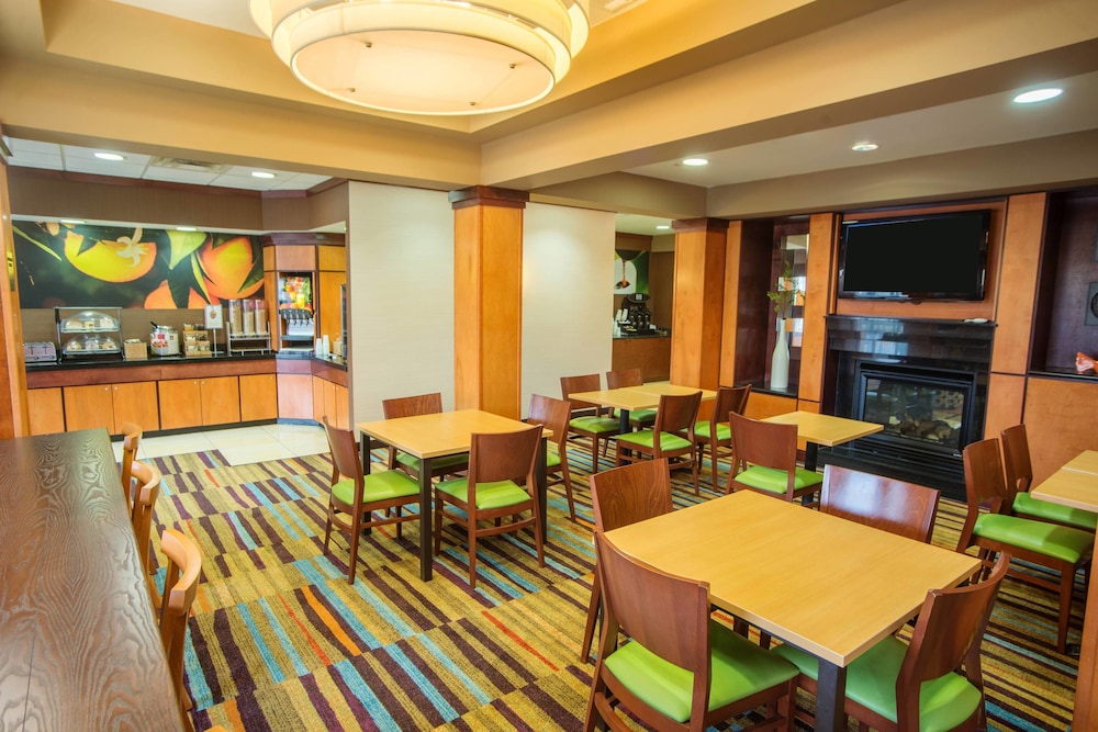 Fairfield Inn & Suites by Marriott Bartlesville 21/32