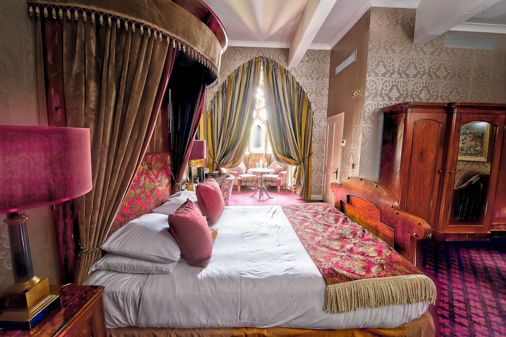 Josephine, Suite, Double Bed, Sofa