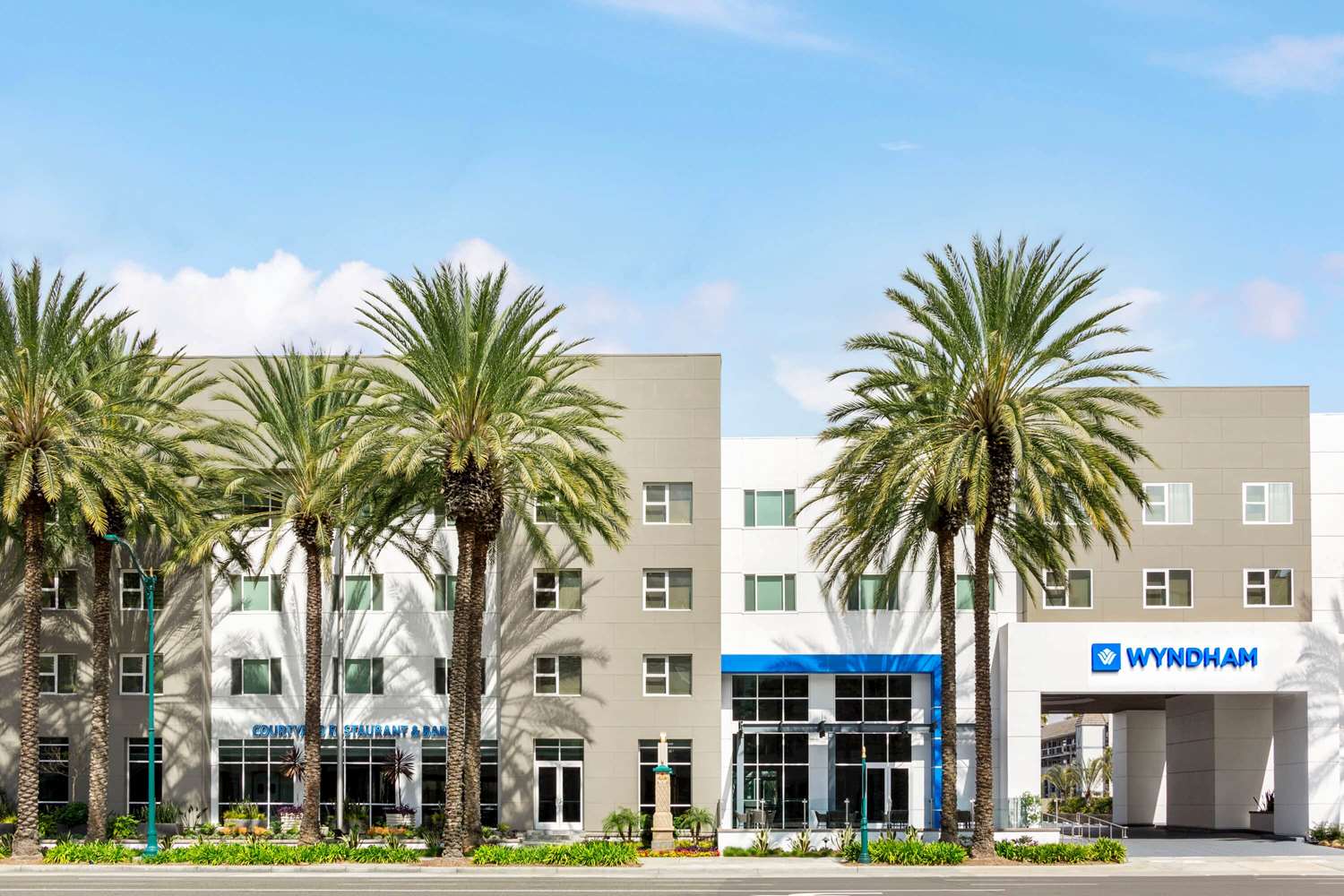 Wyndham Anaheim photo3
