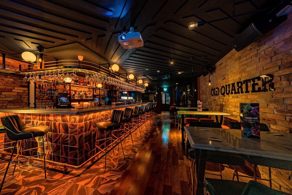 The Boutique 27/37