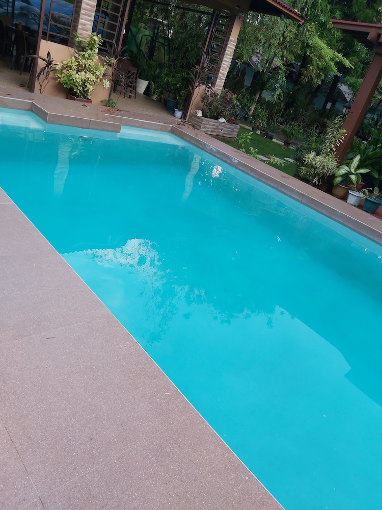 The Red Palm Resort 14/26