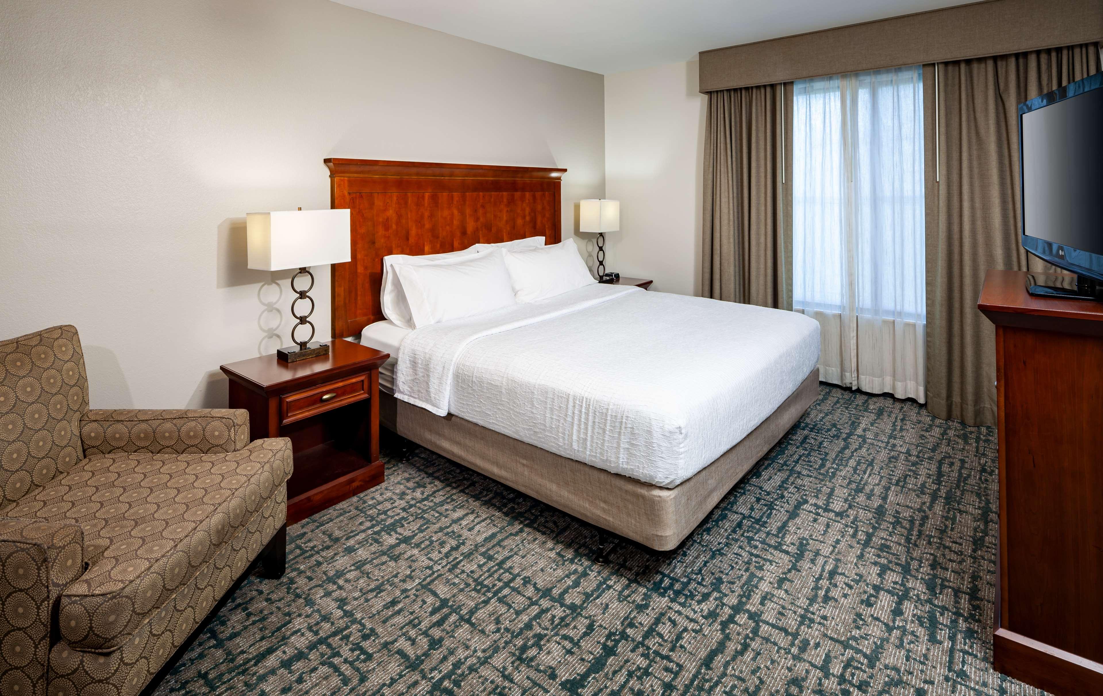 Suite, 1 King or 2 Queen Beds