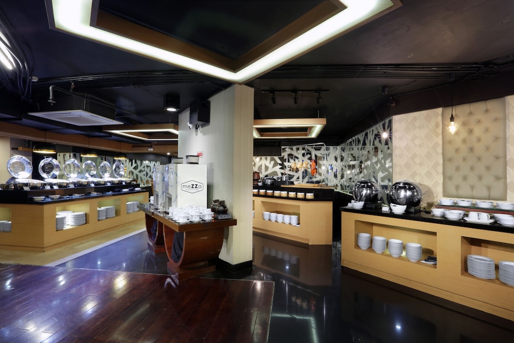 Horison Ultima Suite and Residence Rasuna 38/55