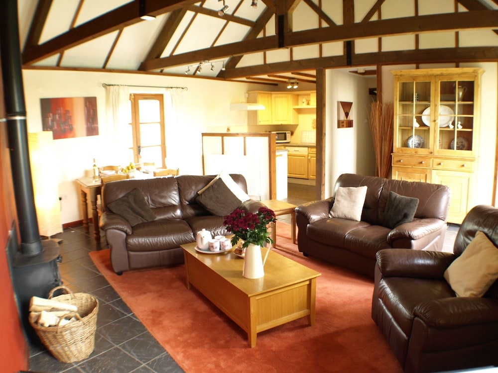 Polean Farm Cottages 19/50