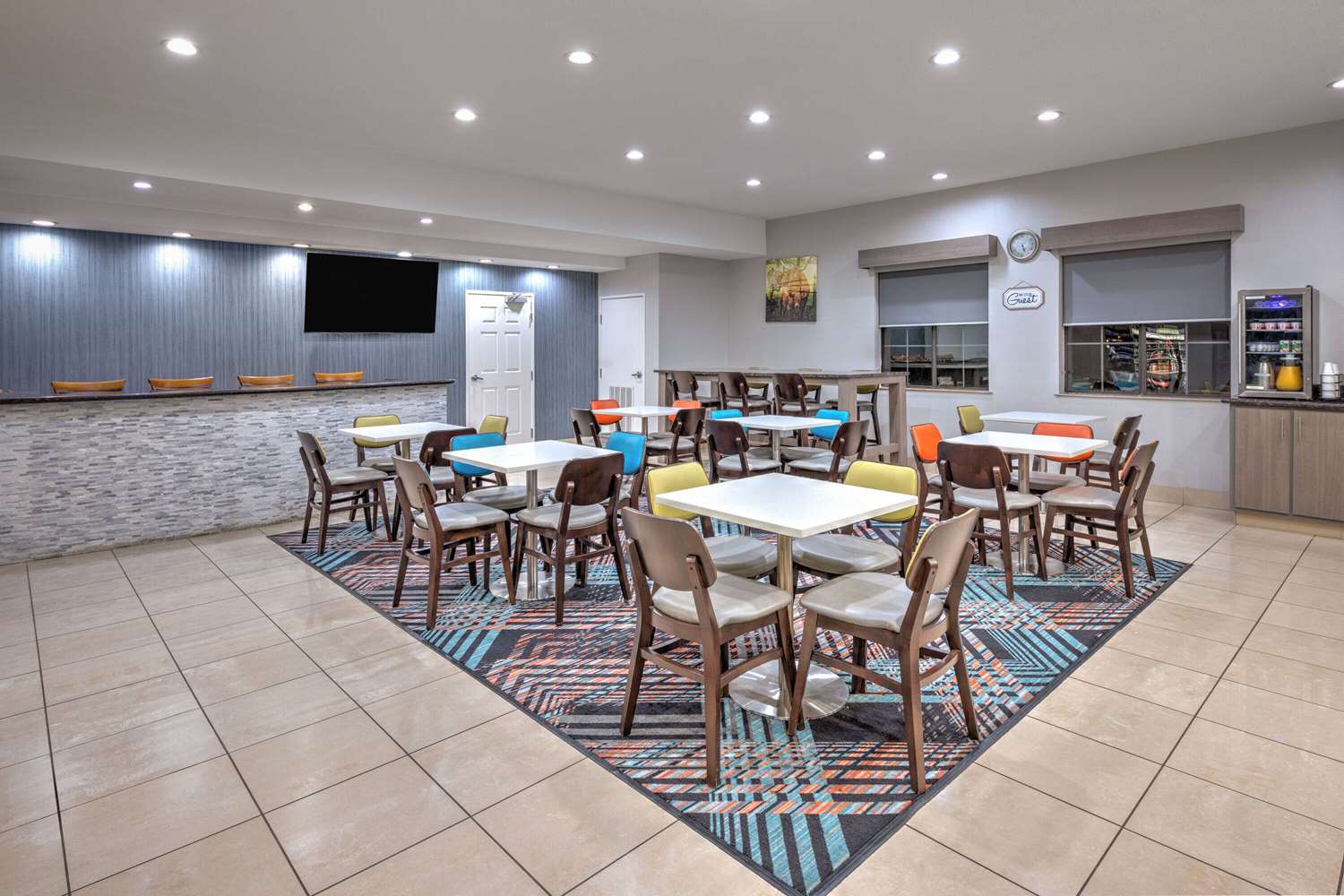 restaurant cafeteria
