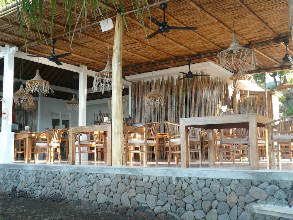 Vienna Beach Resort 14/69