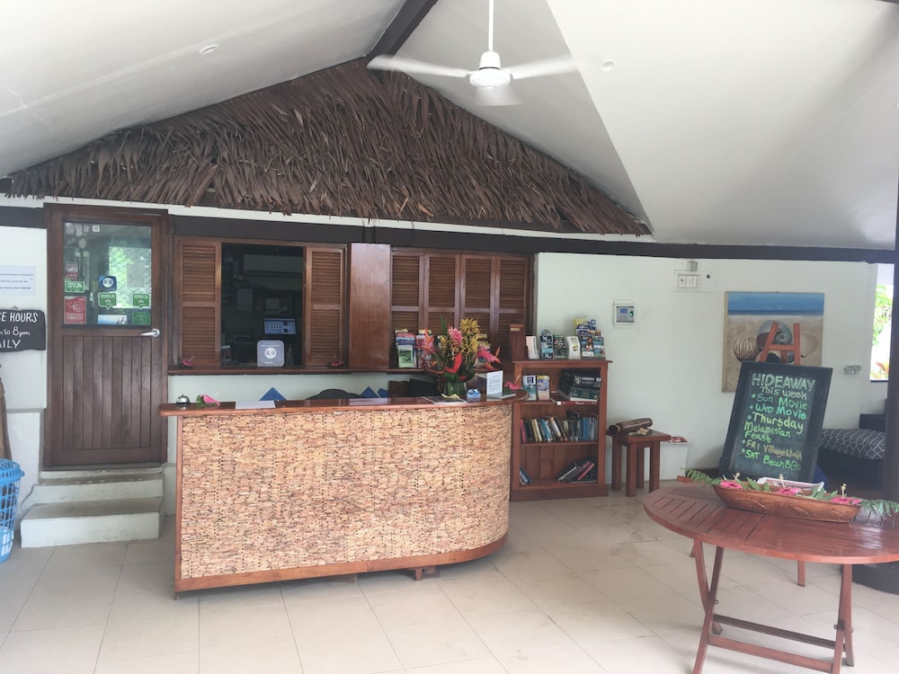 Hideaway Island Resort 10/75
