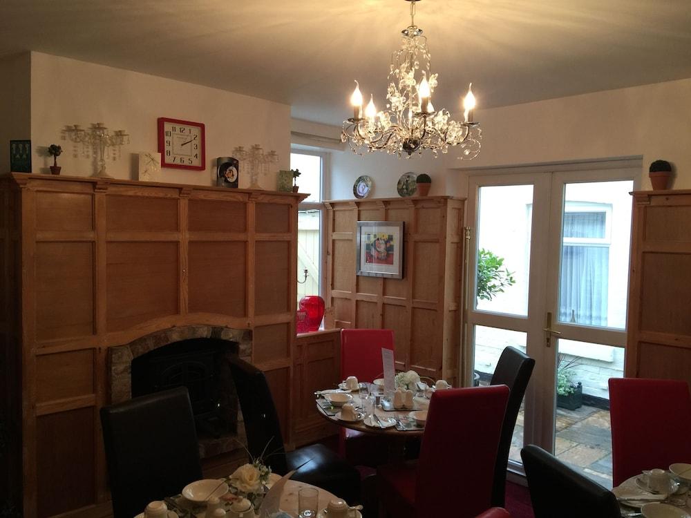 ISUITES Serviced Accommodation 7/23